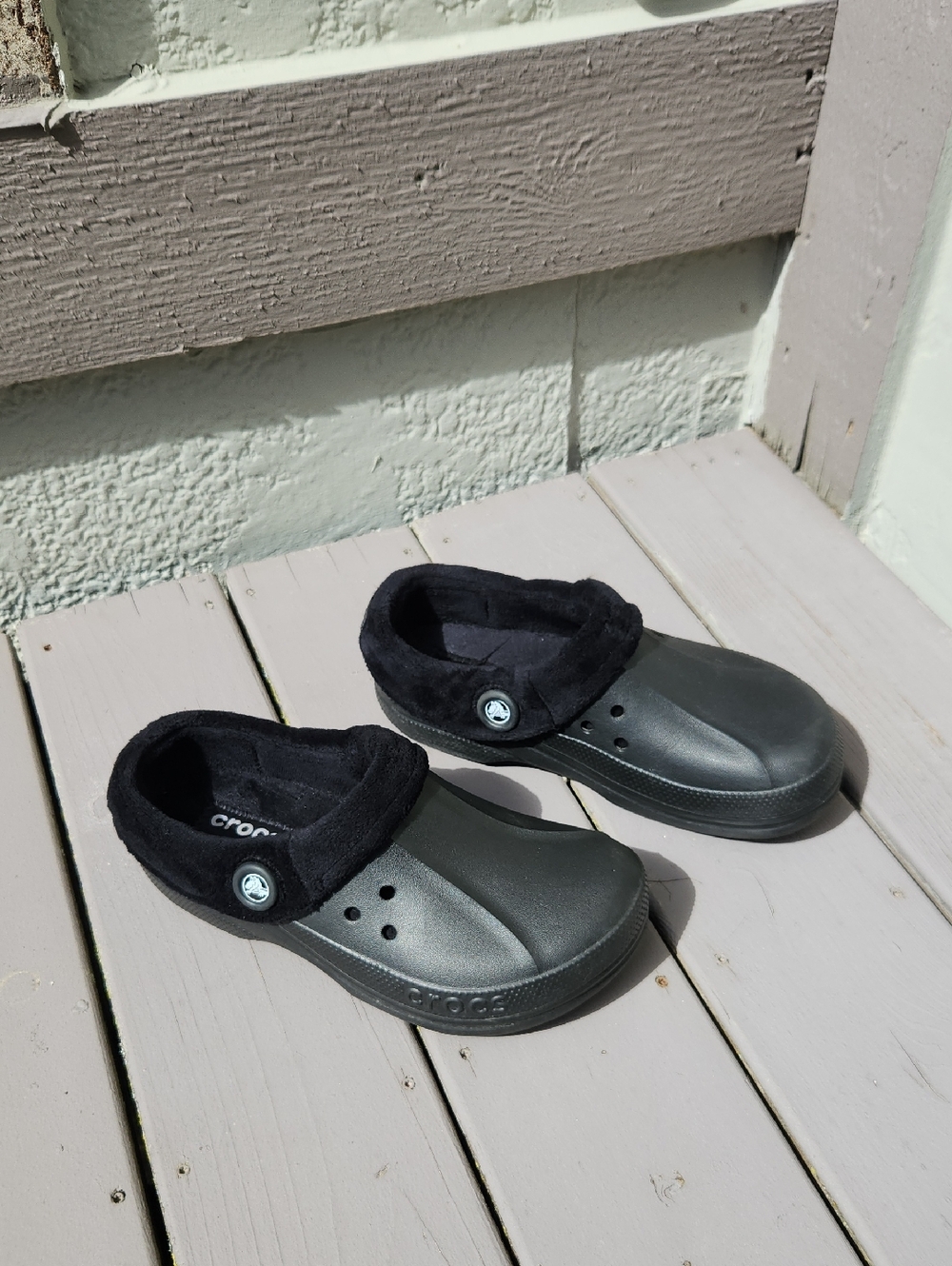 Crocs Unisex Blitzen Polar Fleece Lined Clog Black Women's 10 / Men's 8